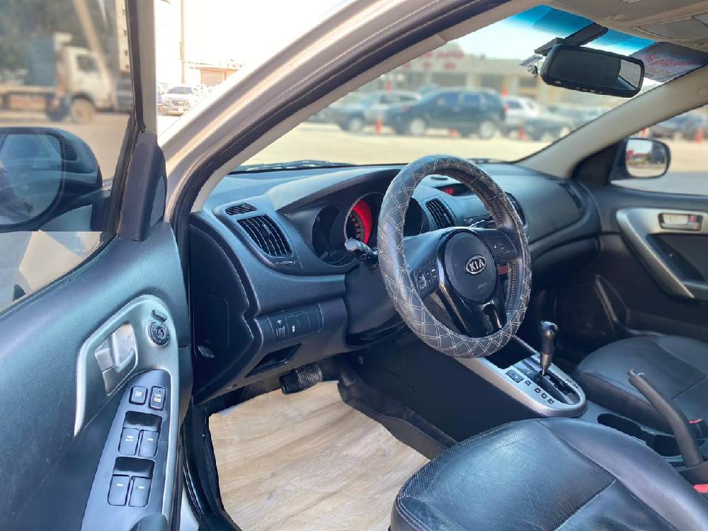 للبيع  0998288384
